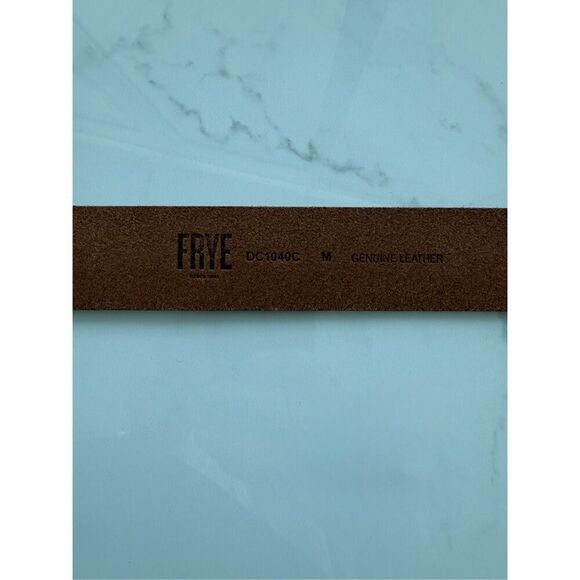 NWT Frye Flat Leather Classic Belt